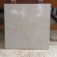 Gres Imperial color beige claro - Img 56167443