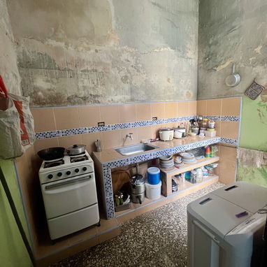 Se vende casa en el cerro - Img 123050035