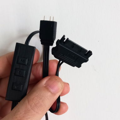 ADAPTADORES DE CORRIENTE PARA T.VIDEOS Y CABLES - 4/10
