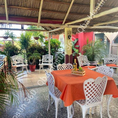 RENTA hostal de 3 habitaciones y piscina en PLAYA SANTA LUCIA, CAMAGÜEY con Qba Hostin 360 - 8/10