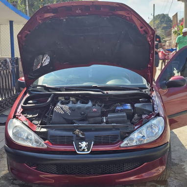 SE VENDE PEUGEOT 206, DIESEL. (NEGOCIABLE, INFO Y FOTOS CONTACTAR POR WhatsApp) - Img 124942210