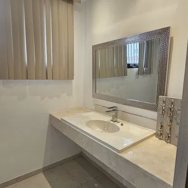 Vendo Casa Apartamento en Reparto Náutico Playa - Img 109109643