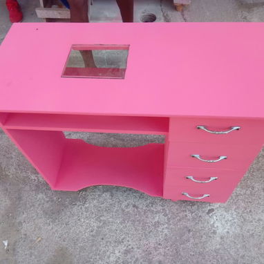 Mesas de uñas 🌺🌺 - 9/10