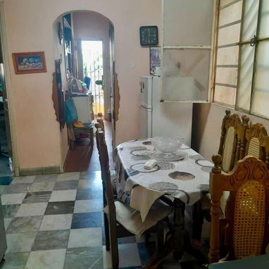 Casa Totalmente independiente Playa La Ceiba 3 cuartos parqueo para 2 autos 90mil 53582376 - 5/9