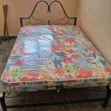 Camas y colchones Juegos de cuarto - Img 122442217