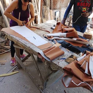 Se hacen trabajos de Restauración y Carpintería - 4/4