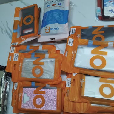 Ofertas forros de teléfono 31 forros de diferentes Samsung por 70 usd - Img 126071960