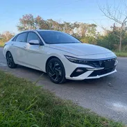Hyundai Elantra 2025 cero kilómetros - Img 56389634