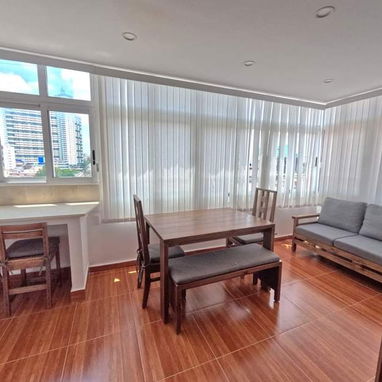 Lujoso Apartamento en el Vedado de 1 habitación con hermosas vistas al mar - Img 125235693