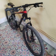 Bicicleta Medida 29 de 8 Velocidades de uso pero en buen funcionamiento en 220 USD - Img 55234428