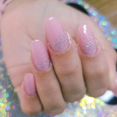 MANICURA DE CALIDAD. PRECIOS ASEQUIBLES. ARREGLO DE UÑAS CON POLYGEL Y RUBBER BASE - Img 114768028