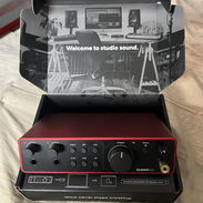Vendo interface de sonido Fucusrite 2i2 4ta generación 200usd o al cambio - Img 58047173