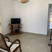 Casa en alto de un biplanta a pocos metros de 17 y 64 placa libre - Img 56904700