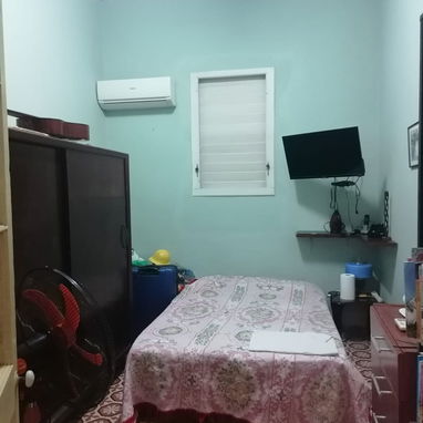 Biplanta bajos 3 dormitorios La Sierra posible parqueo 40mil usd 53582376 - Img 123352393