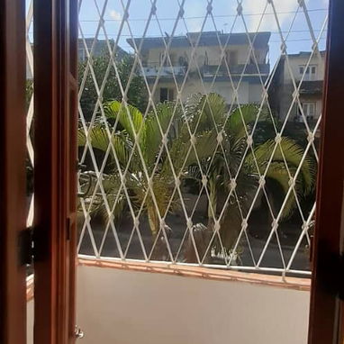 🏤Apartamento de renta tiempo indefinido 1 habitación céntrico respaldo energético en Vedado VED-007 - 4/9