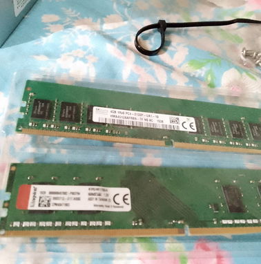 Pareja de tarjeta RAM DDR4 de 4Gb 2133 $2500 cada una($5000) - Img 92381194