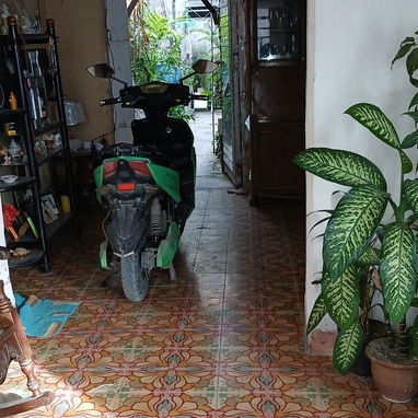 Casa de dos plantas, dos entradas, 4 cuartos en lawton - Img 123680105