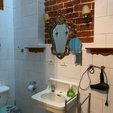 🏡✨ EXCLUSIVA PROPIEDAD EN EL VEDADO — LA HABANA - Img 122832053