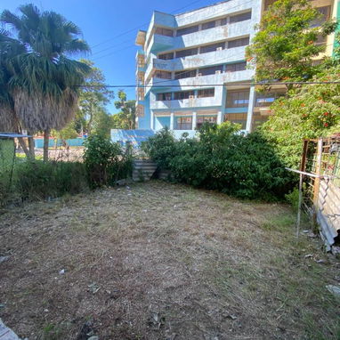 NUEVO VEDADO PRÓXIMO A LA AVENIDA DE BOYEROS Y AL HOTEL TULIPAN APARTAMENTO EN BAJO CON PATIO DE TIERRA - Img 124975945
