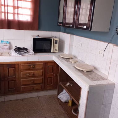 SE RENTA CASA CON TODO EN COJIMAR, PRECIO NO NEGOCIABLE, ¡¡¡ESCRIBIR POR WHATSSAPP AL NUMERO DE MOVIL DE ABAJO!!! - Img 102530911