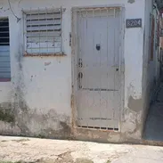 Casita cerca del Cupet de 13 y 84 - Img 56051233