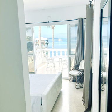 🏠 Renta De Casa En Santa Fé. 💵40 usd por habitación.🌊 Tiene acceso directo al mar.📱 Reserva: +5355284821 - 4/10
