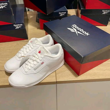 Tenis REEBOK CLASSIC PRINCESS ( zapatillas ) COLOR: BLANCO (100% ORIGINALES) COMPRADOS EN EEUU - TF: 59030040 - Img 103721577