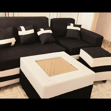 SE VENDE UN COMBO DE JUEGO DE SALA Y DE COMEDOR PARA UN APTO PEQUEÑO - Img 123846586