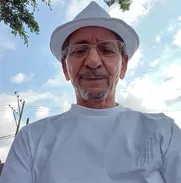Economista busca empleo - Img 49573450