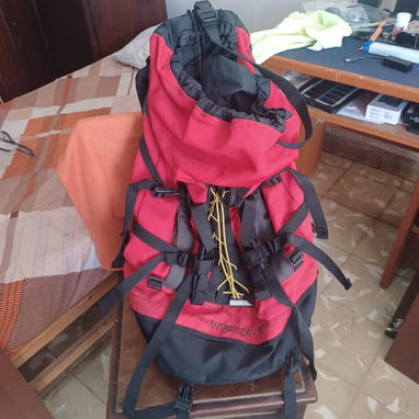 Mochila de viaje de uso en perfecto estado - 2/2