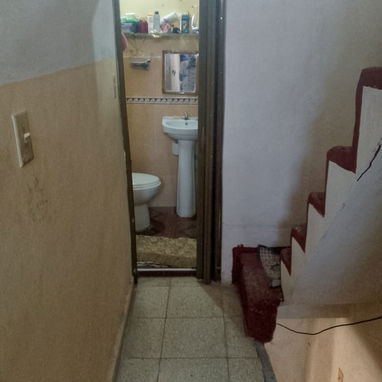 Se vende casa en el vedado - Img 126967246