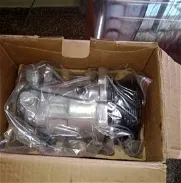 Compresor de aire acondicionado de Hyundai acent tiburón nuevo de paquete en su caja - Img 45750519