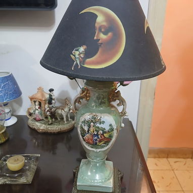 Lámpara de mesa antigua - Img 122373139