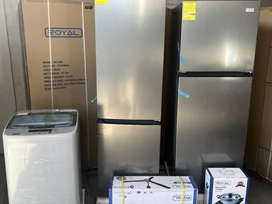 Refrigerador Marca Royal 13.5 Pie congelación seca - Img main-image