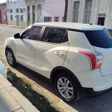 Ssangyong TĂvoli 2017 - Img 123717663