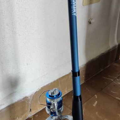 Combo de 2 Varas telescópicas de fibra de carbono con carretes, accesorios y maleta - Img 122195147