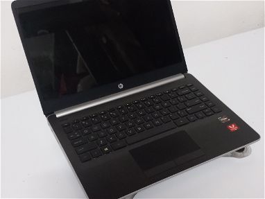 Vendo Laptop HP - Img main-image