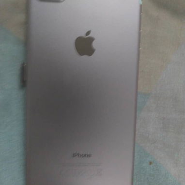 iPhone 7 plus Características 128 GB almacenamiento Batería excelente sin detalles $28000 int al pv - Img 122561101
