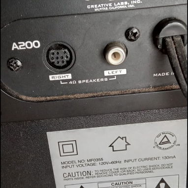 Televisor de uso 32 pulgadas marca PROSCAN con cajita decodificadora - 3/4