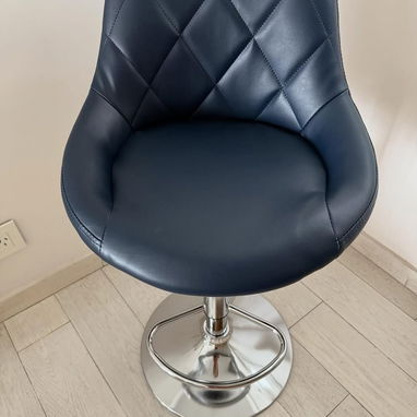 Sillas giratorias para bar negras azul beige 80 usd - Img 123709984