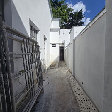 Renta vedado cerca 23 y G dos casas por una - Img 125019250