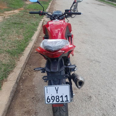 Se vende moto Furia 250cc chapa y certifico listos nueva 0 km en 2500 usd - Img 121863027