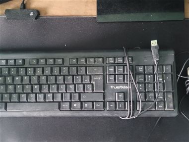Combo de teclado y mouse - Img main-image-45903459
