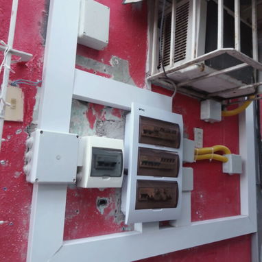 Electricista profesional para su vivienda o negocio - 10/10