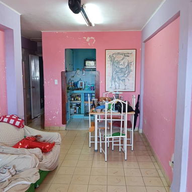 Ref # 82.Ofertaaaa a la venta apto de un cuarto frente de calle con balcón y super céntrico!!!! - 8/10