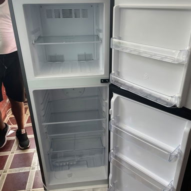 Refrigerador de 7,5 pies - 2/2