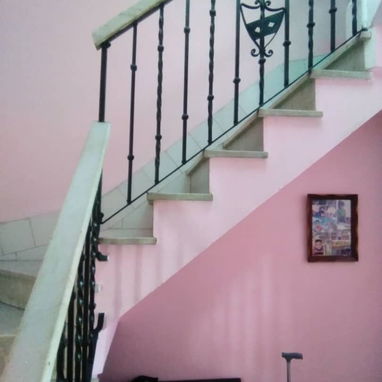 VENTA DE CASA INDEPENDIENTE DE DOS PLANTAS EN REPARTO KOHLY, PLAYA - 6/8