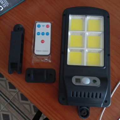 Wa.me/*5358296067 ☀️💡 LÁMPARA SOLAR PARA EXTERIOR SL-1200 💡☀️ 💰 PRECIO: 15 USD 📋 GARANTÍA: 7 días. - 4/5