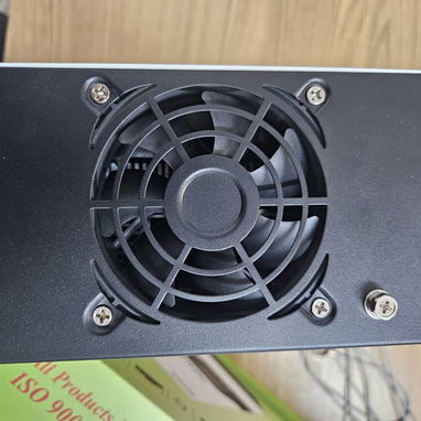 Controlador de carga solar MPPT marca MUST - 4/7