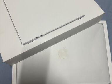 MacBook Air 2023 de 15 pulgadas - Img main-image